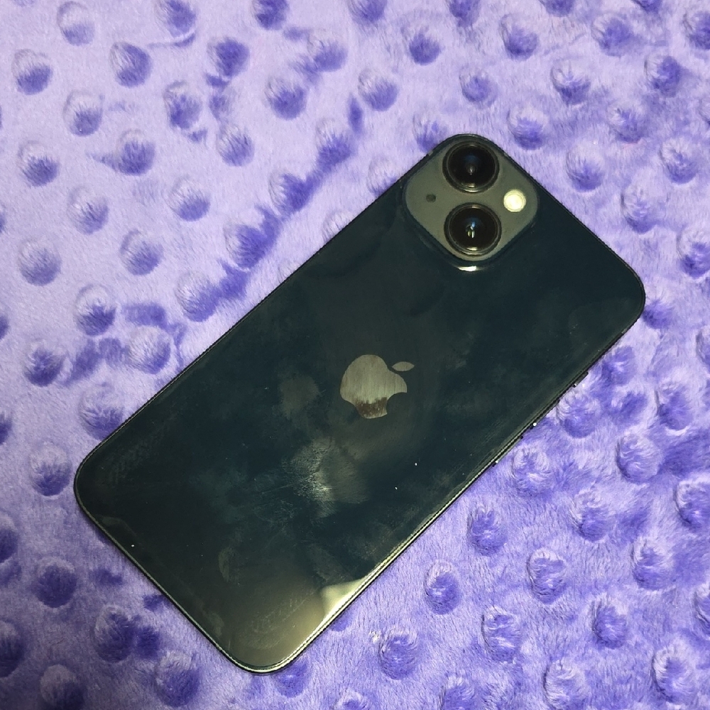 Apple iPhone 14 - Deep Blue Finish Dual-Camera - Picture 4 of 6